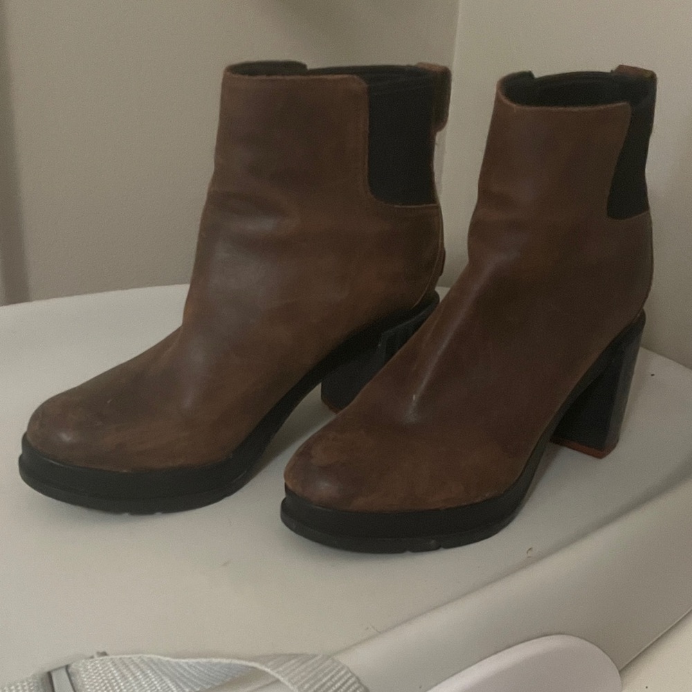 Sorel Brown Heeled Boots